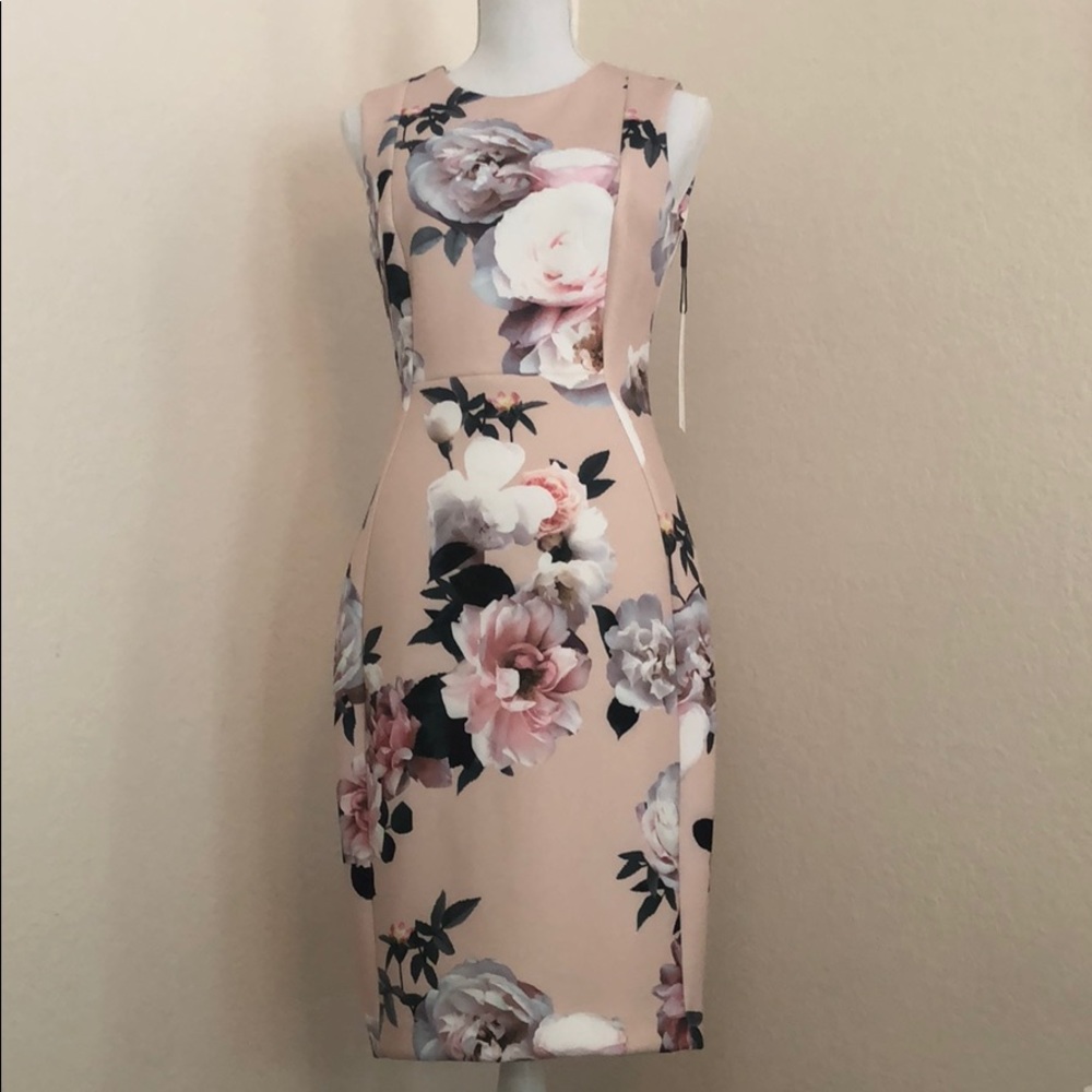 🌸🌸Calvin Klein floral dress